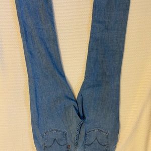 Levi Strauss Mid Rise Skinny Jeans